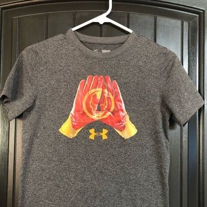 Boys Under Armour Iron Man heat gear top